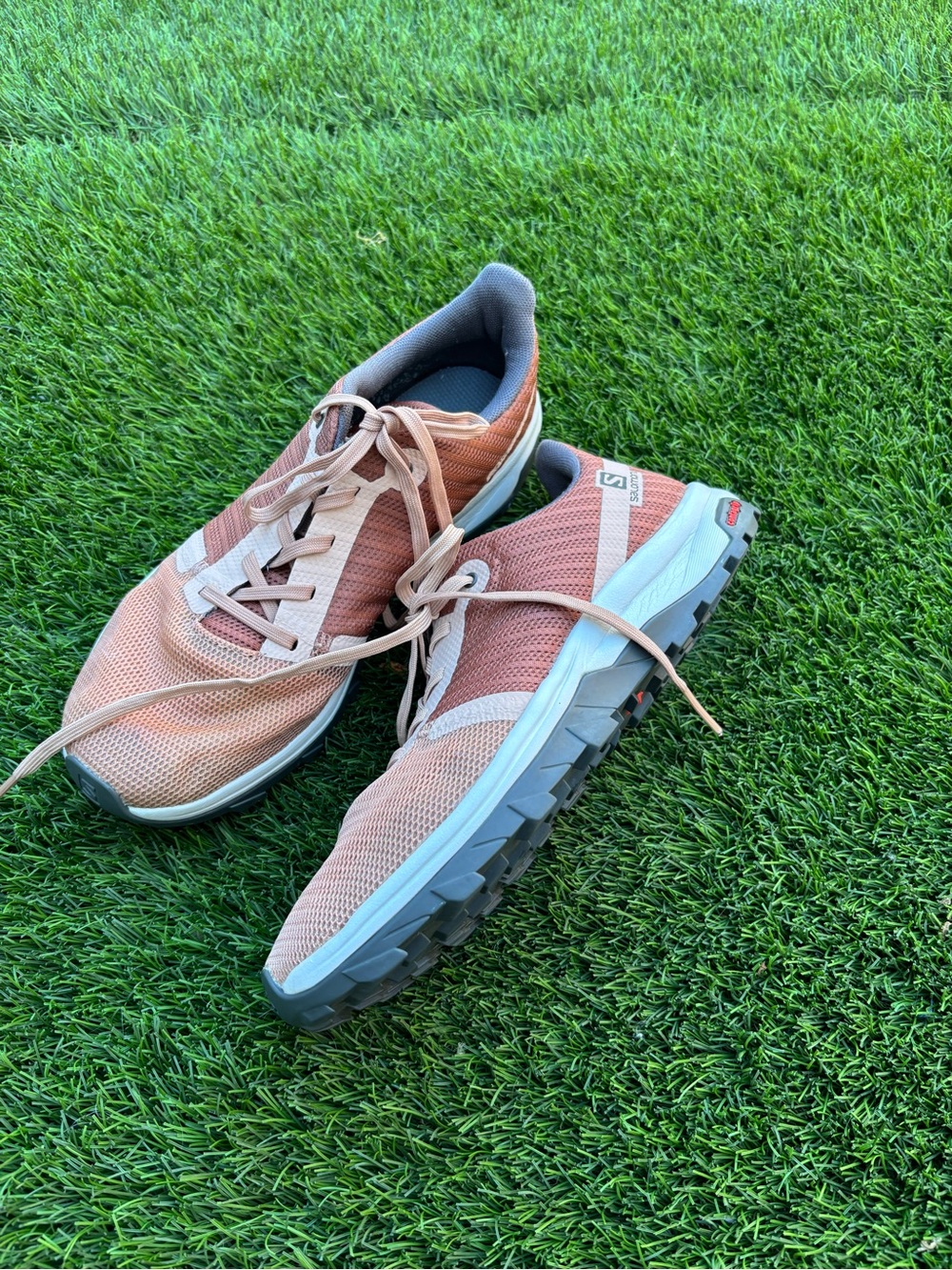 Salomon Women’s Peach/Tan Trail Sneakers